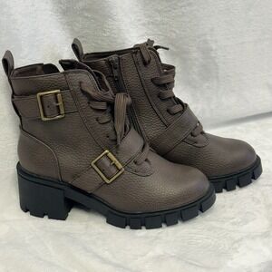Women's Seychelles Harley Chunky Lug Lace Buckle Boot Size 7W NWOB